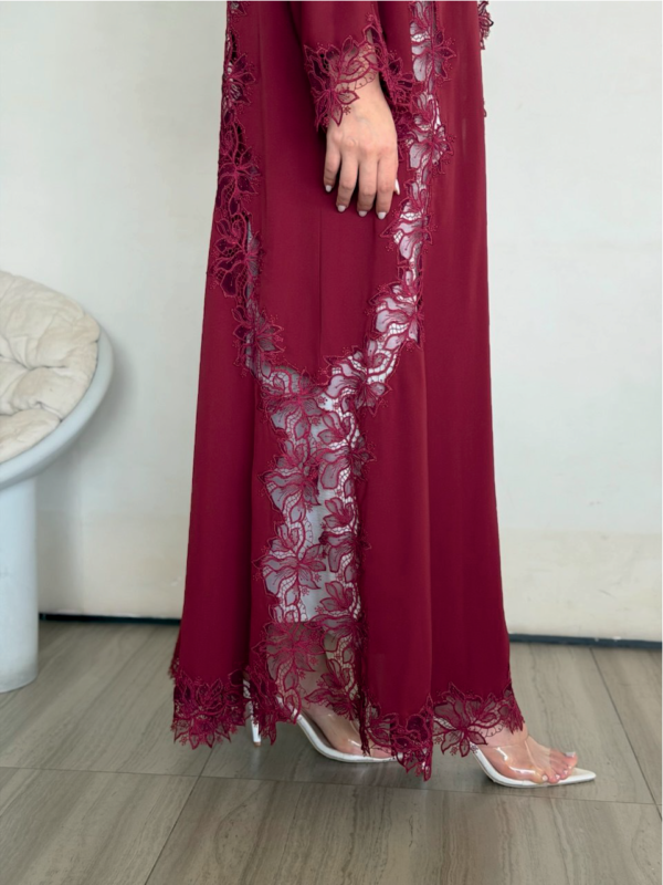 LACE & HAND CRAFT ABAYA