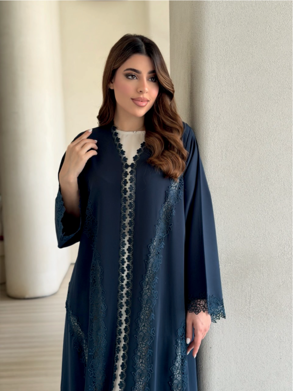 LACE & HAND CRAFT ABAYA