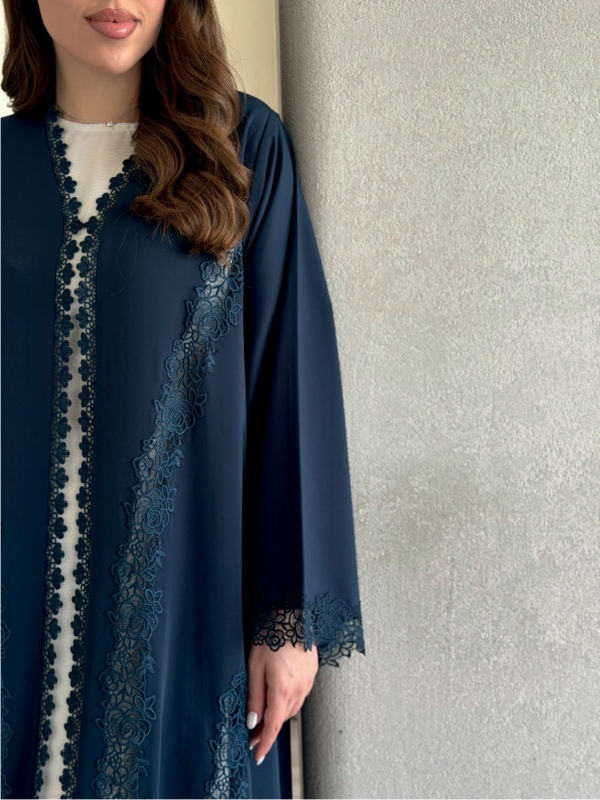 LACE & HAND CRAFT ABAYA